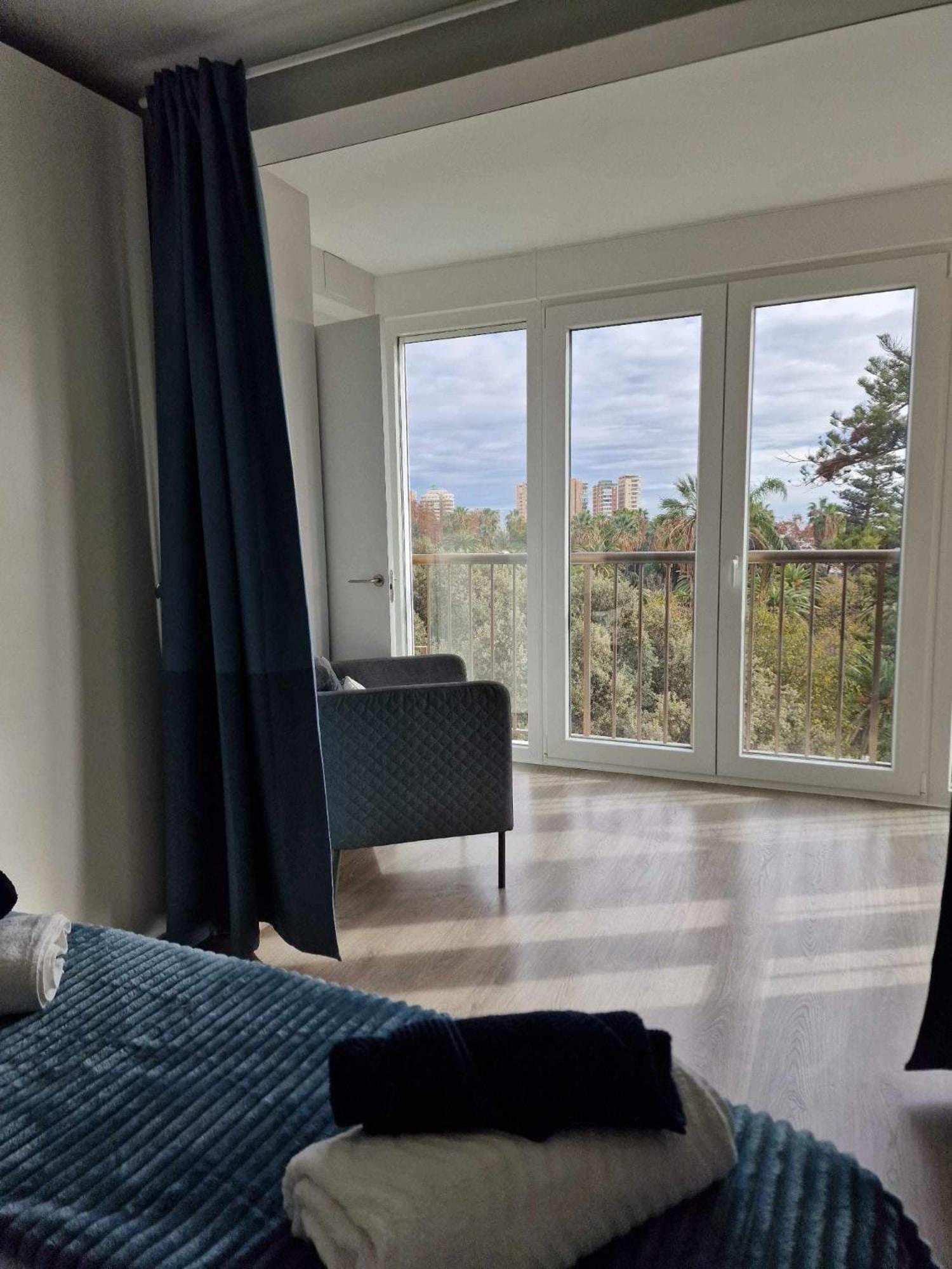 Lujoso Piso Familiar Con Terraza Junto A Catedral Apartment Málaga